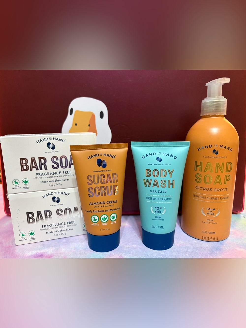 Hand in Hand Bath & Body Gift Set 5 Pc Bundle | Hand/Bar Soap, Body Wash & More
